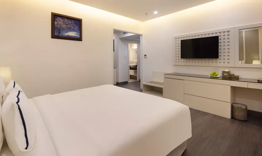 3 Bedroom Family Suite Corner