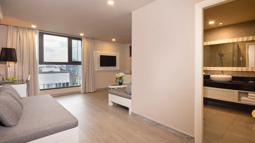 Family Suite City View-2